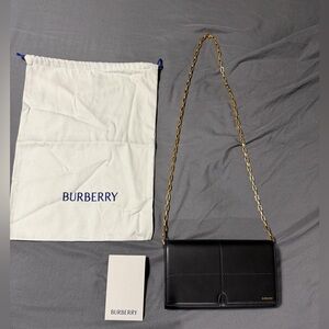Burberry Snip Logo Embossed Chain-Linked Wallet